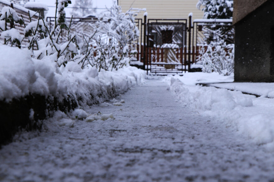 winter sidewalks